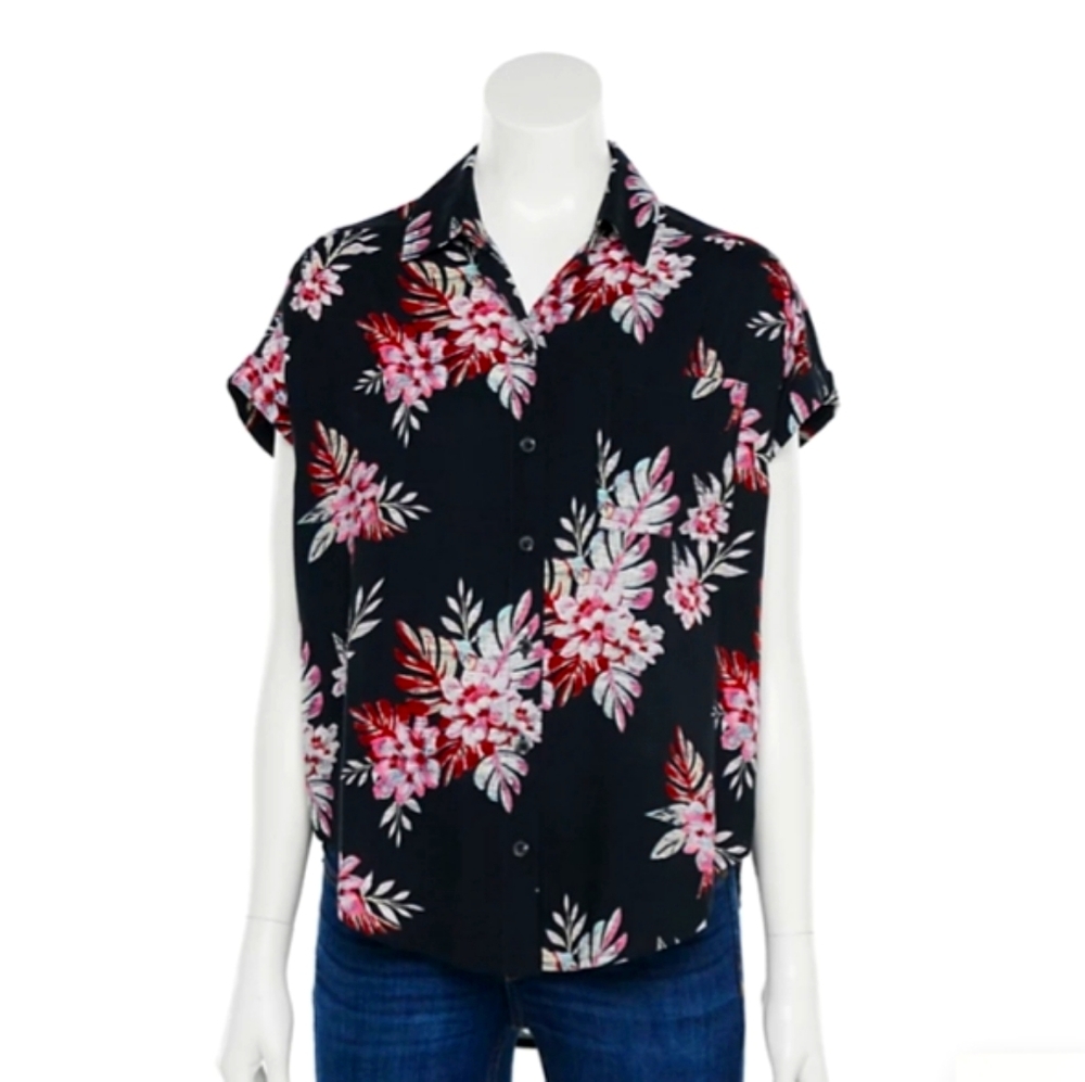 Short sleeve top